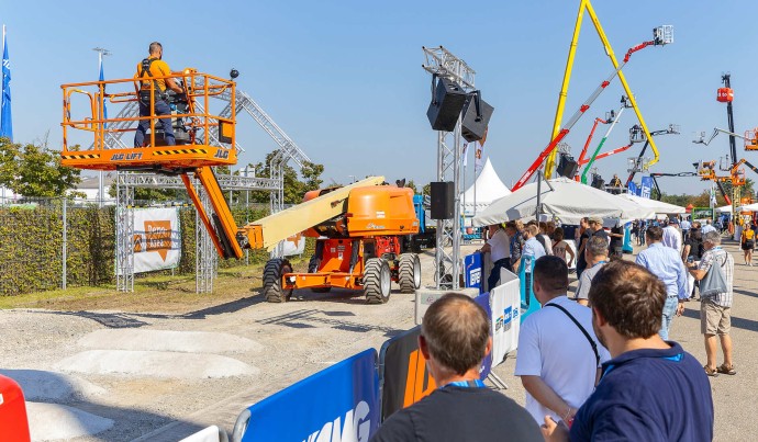 Eine Vorführung in der Demo-Area im Freigelände